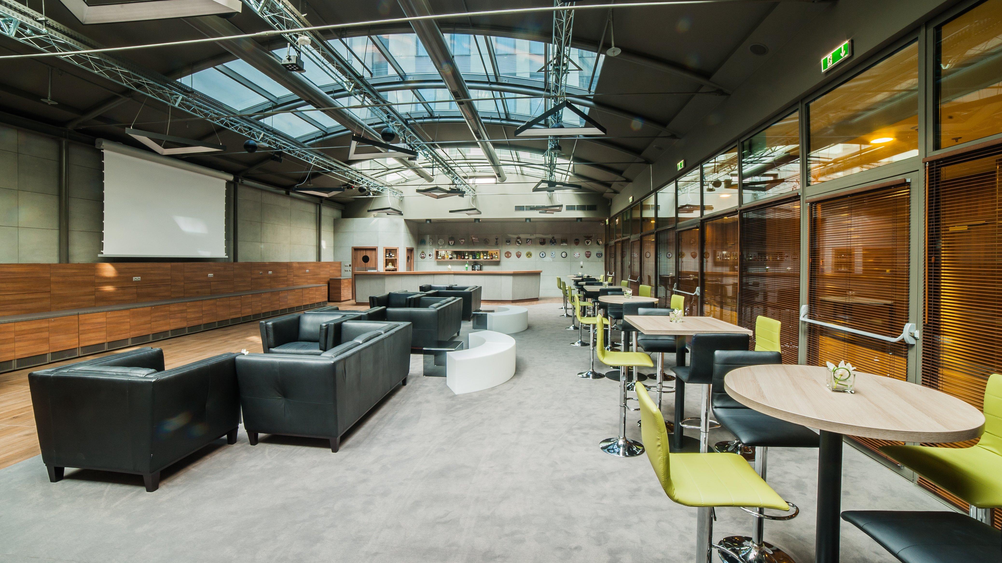 Holiday Inn Krakow City Centre By Ihg Bagian luar foto The Sky Bar