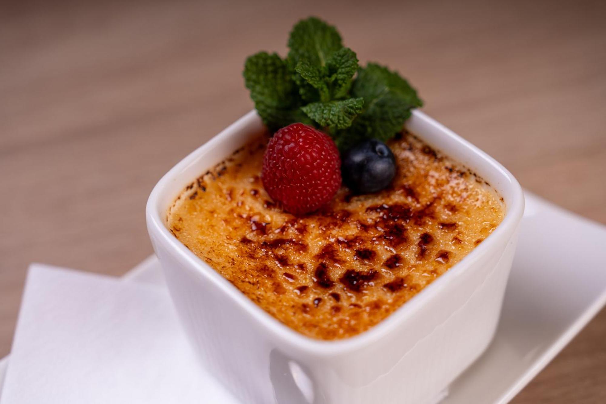 Holiday Inn Krakow City Centre By Ihg Bagian luar foto Crème brûlée