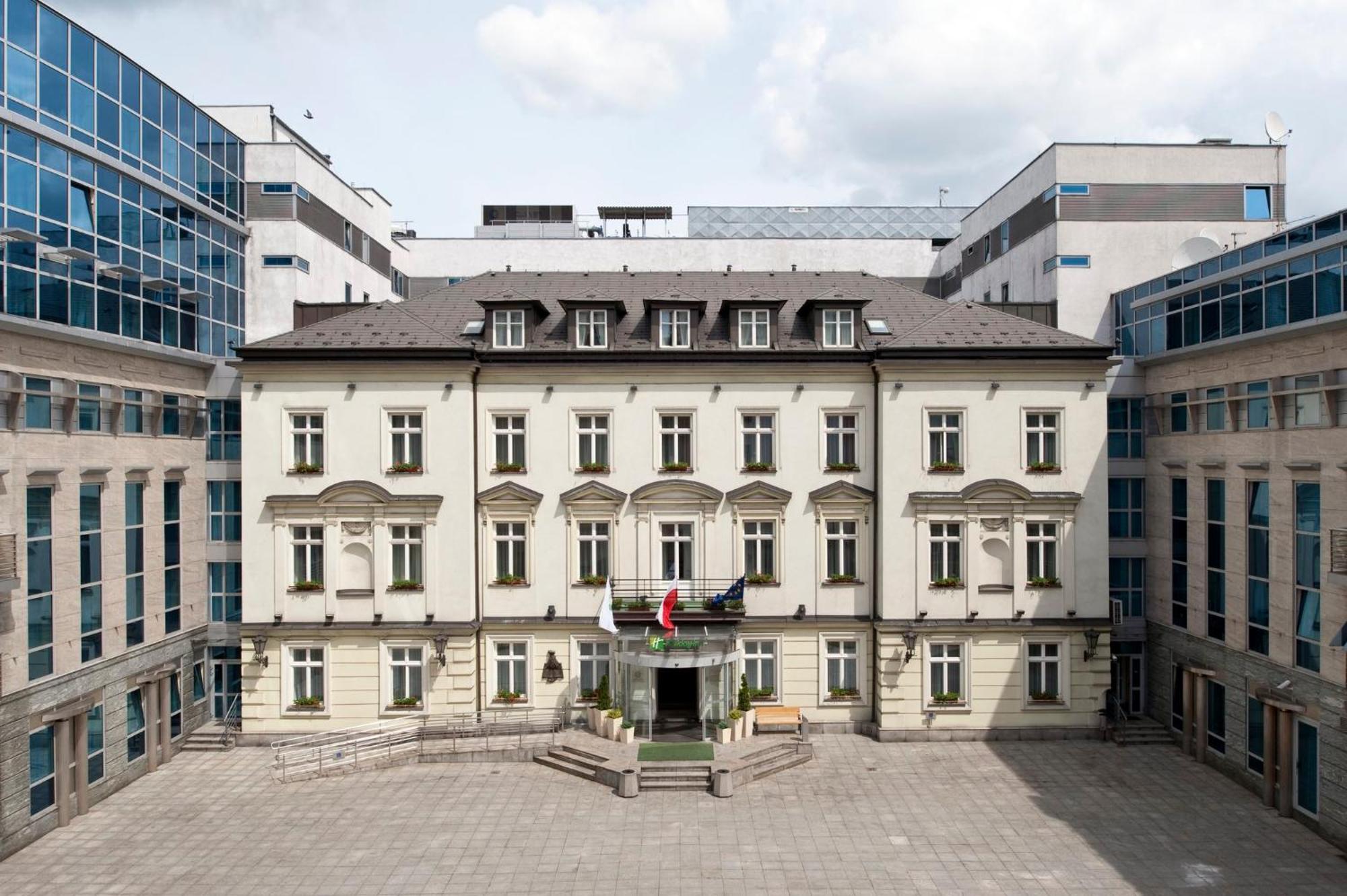 Holiday Inn Krakow City Centre By Ihg Bagian luar foto The Polish Senate