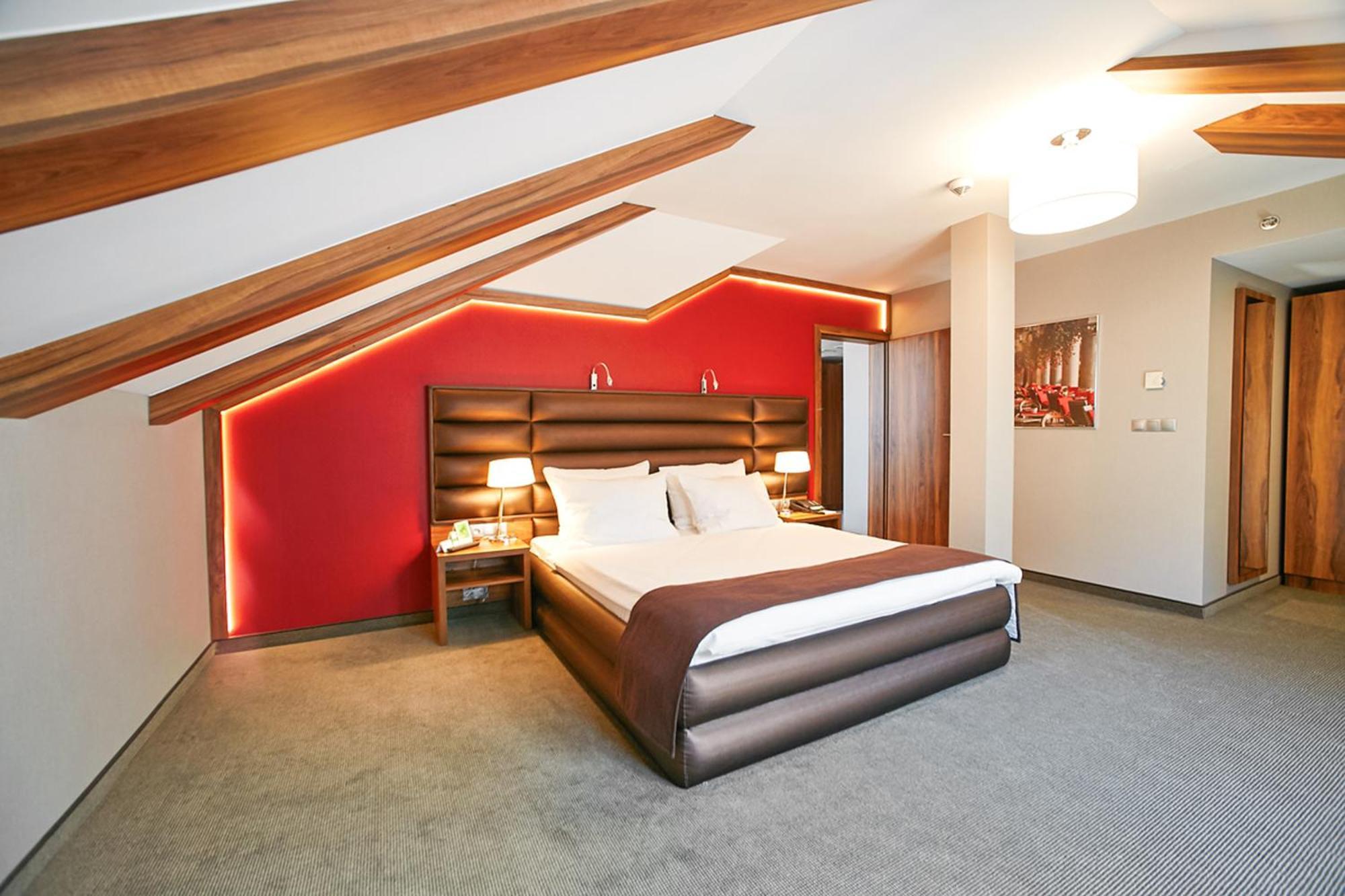 Holiday Inn Krakow City Centre By Ihg Bagian luar foto